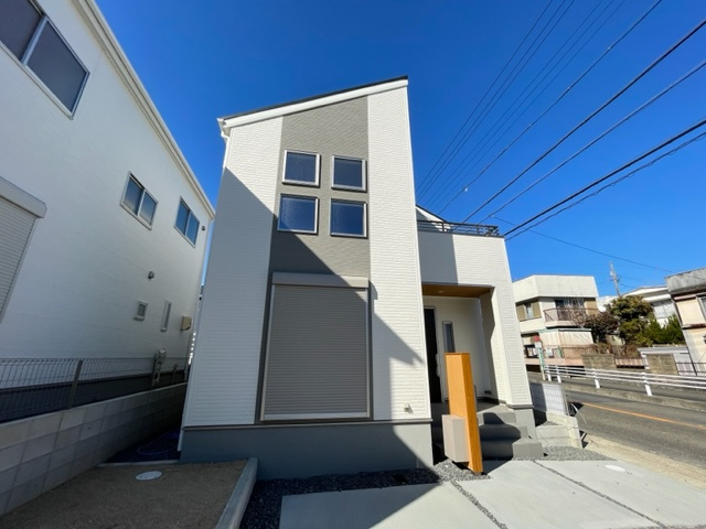 天白区植田山5丁目 全6棟　＜仲介手数料無料＞大坪小・御幸山中　新築一戸建ての外観|撮影
社長の村田です！
自らプレイヤーとして営業しています
長年の経験と実績から皆様により良いマイホーム購入のご提案をいたします。
住宅ローンの不安や購入後の不安等何でもご相談ください。