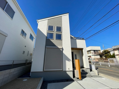 【外観】 | 天白区植田山5丁目 全6棟　＜仲介手数料無料＞大坪小・御幸山中　新築一戸建て | 撮影
社長の村田です！
自らプレイヤーとして営業しています
長年の経験と実績から皆様により良いマイホーム購入のご提案をいたします。
住宅ローンの不安や購入後の不安等何でもご相談ください。