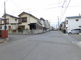 【前面道路含む現地写真】