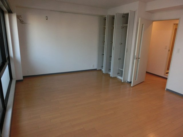 【寝室】 | コンフォリア大山