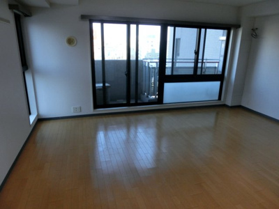 【洋室】 | コンフォリア大山