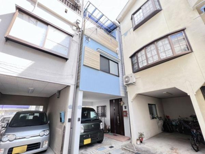 【前面道路含む現地写真】 | 三箇2丁目　中古一戸建て | ガレージはタテ5300/横2480/高さ2450です。