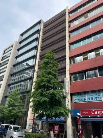 明和ビルの外観