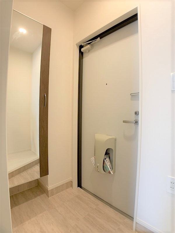 シャングリラの玄関