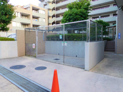 【外観】 | ヴィルヌーブ東戸塚プレジール | ゴミ置場