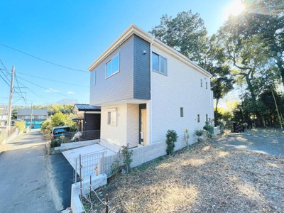 【外観】 | ◆全室６帖以上！勾配天井２階LDKで開放的◆綾瀬市寺尾台３丁目