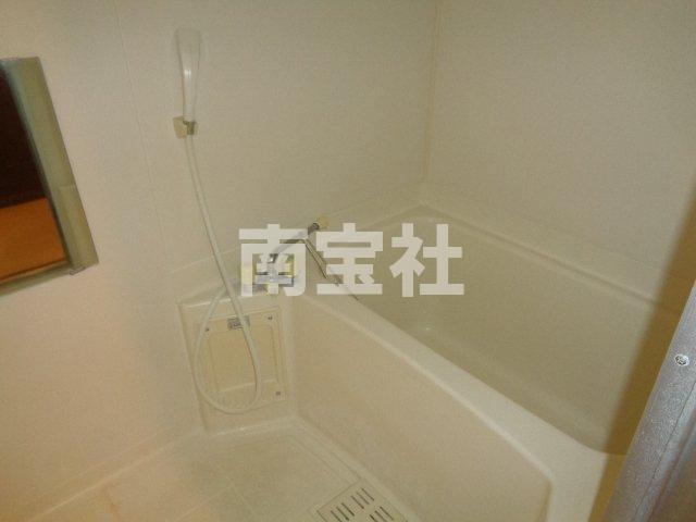 【浴室】 | 日々の疲れを癒すお風呂付です