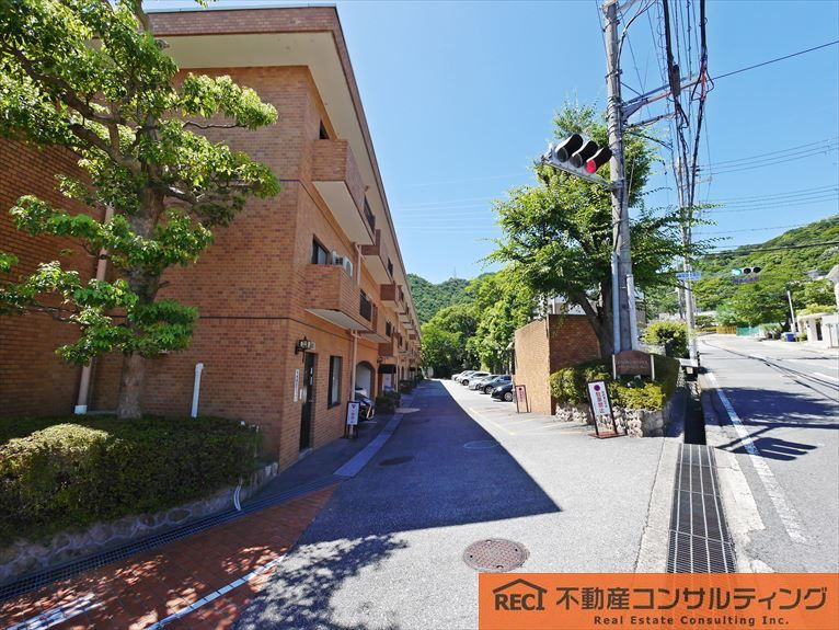 芦屋山手町ハウスの外観