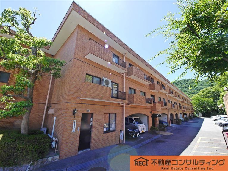 芦屋山手町ハウスの外観