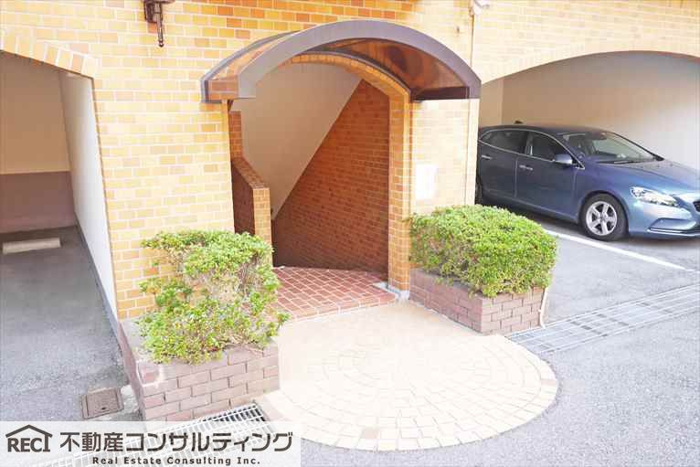 芦屋山手町ハウスの外観