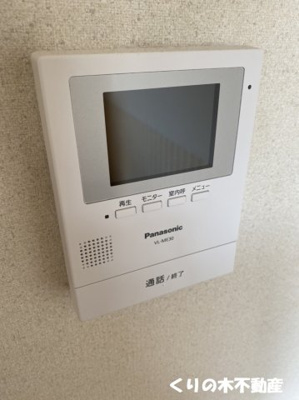 【セキュリティ】 | アビテ馬越 | モニター付きインターホン完備（同タイプの室内写真です。実物は現況優先とします）