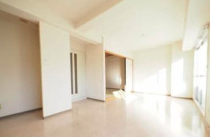 フローラルマンション【キャッシュバック対象物件】の居間・リビング