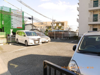【駐車場】