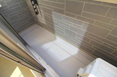 【バルコニー】 | SLAINTE MHOR（スランジバー）