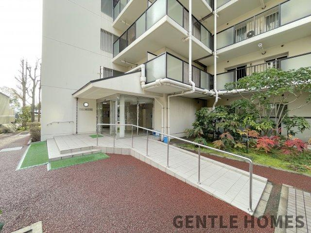 のむら貝塚ガーデンシティ壱番館のエントランス