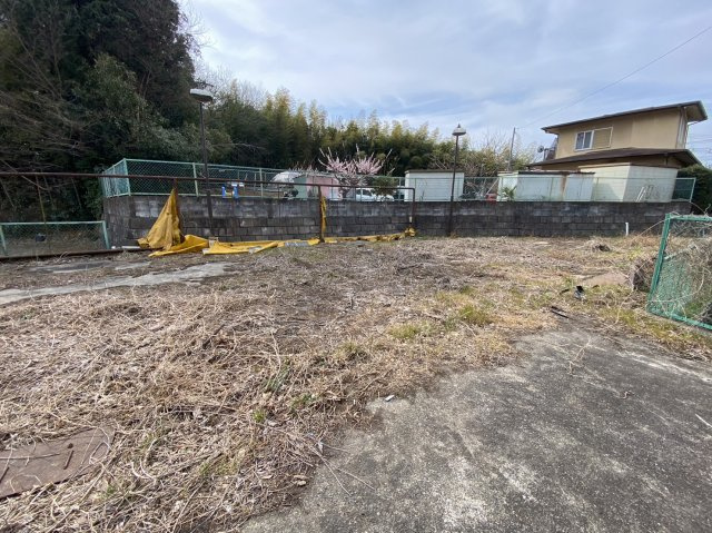 坂戸市中小坂　資材置場用地　「川島IC」車9分