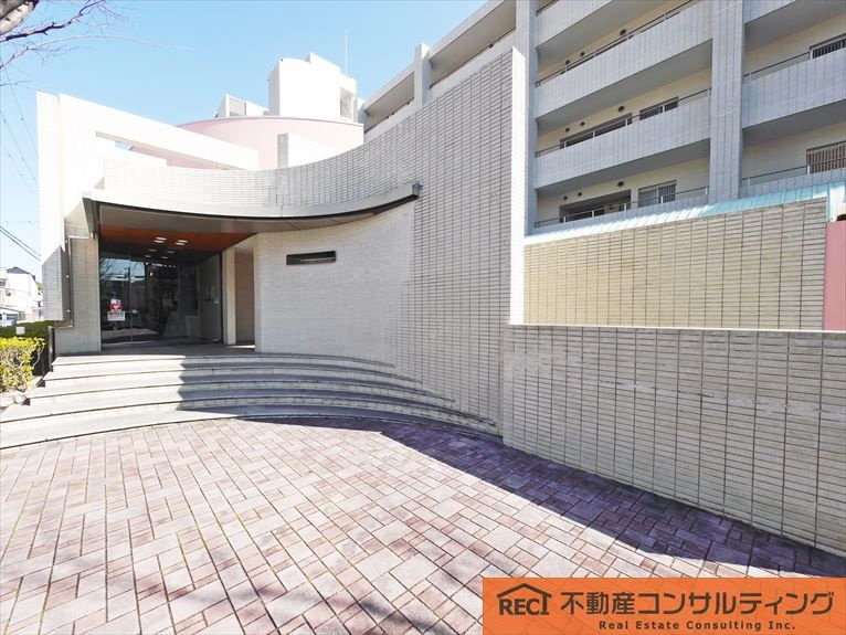 ファミール芦屋東の外観