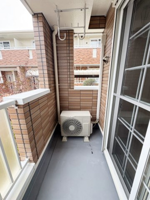 【玄関】 | エテルノ　Ⅰ | ※同物件、別のお部屋の写真です。