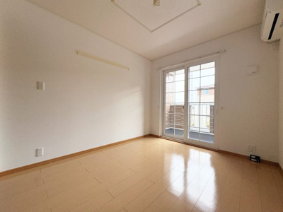 【寝室】 | エテルノ　Ⅰ | ※同物件、別のお部屋の写真です。