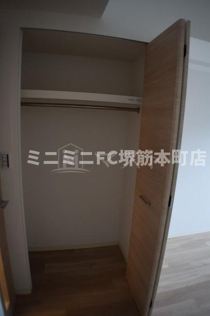 プレサンス谷町七丁目の収納