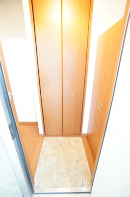 【玄関】 | レジデンス・デュオ | ※同物件・反転タイプの写真です。