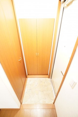 【玄関】 | レジデンス・デュオ | ※同物件・反転タイプの写真です。