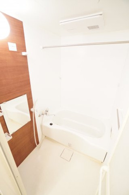 【浴室】 | レジデンス・デュオ | ※同物件・反転タイプの写真です。