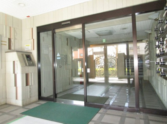 【エントランス】