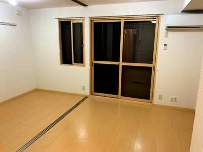 【セキュリティ】 | ハーヴェスト | 雨戸シャッター付き