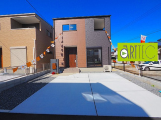 【駐車場】 | 【駐車スペース】
日々の暮らしにマイカーが必要。そんな方は物件の購入条件に駐車場は必須です。通勤に、家族のお迎えに、お買物に、おでかけに、クルマライフを楽しみたい方に。