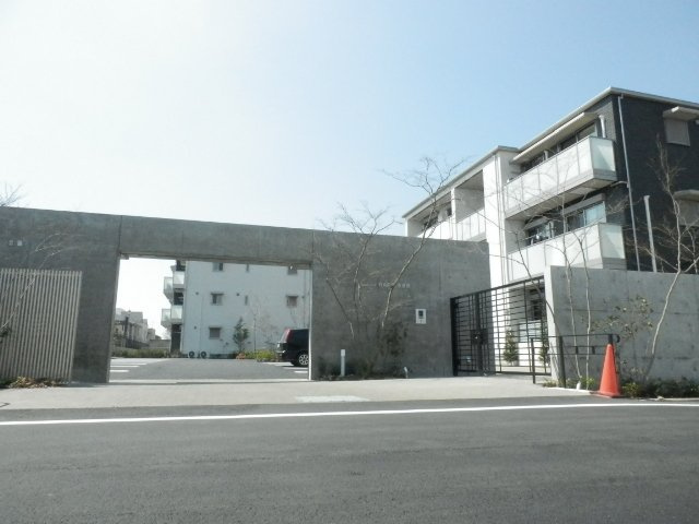 MANOIR RAPIS 南彦根