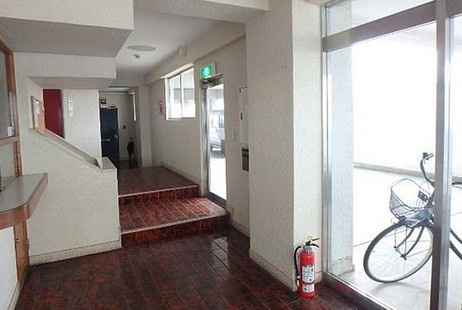 【エントランス】