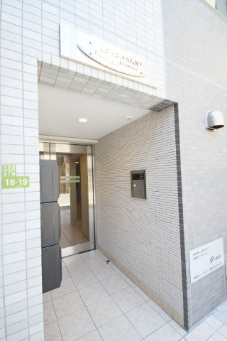 【エントランス】