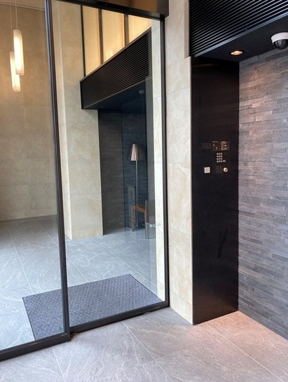 【エントランス】