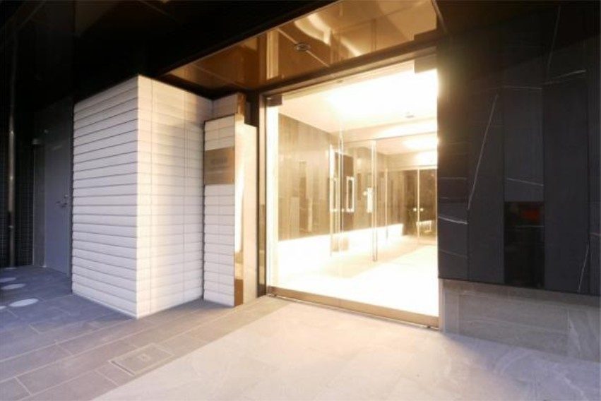 【エントランス】