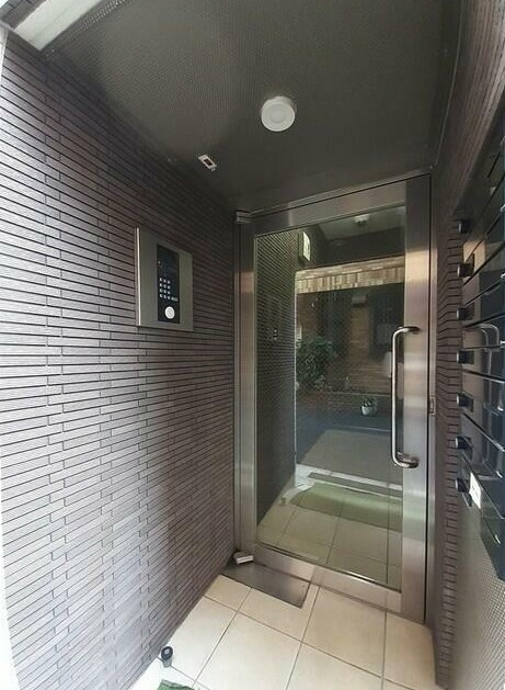 【エントランス】