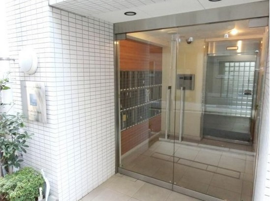 【エントランス】
