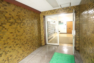 【エントランス】