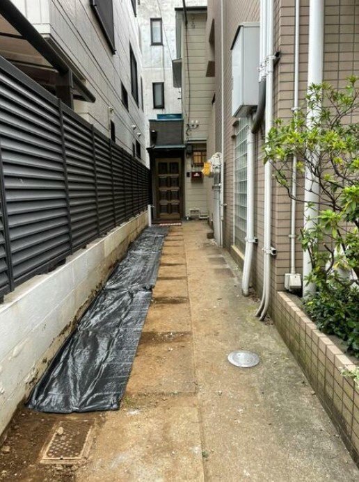 【前面道路含む現地写真】