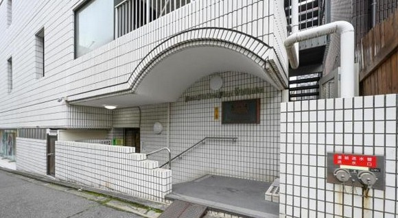 【エントランス】
