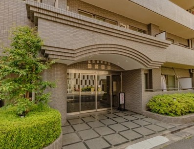【エントランス】