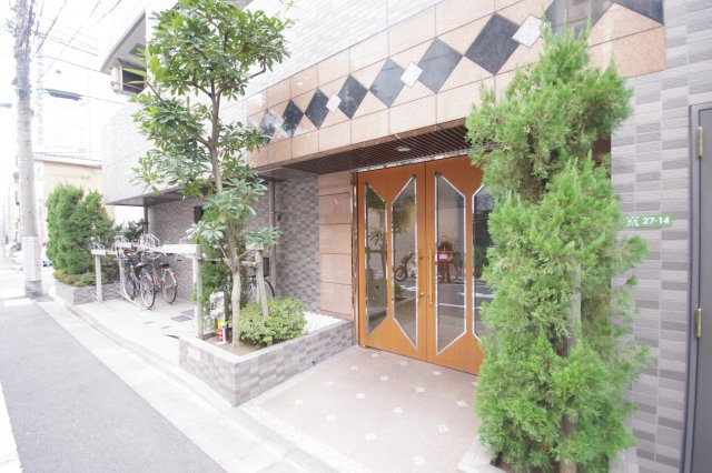 【エントランス】