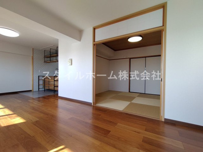 【居間・リビング】 | 春日グリーンフラッツ