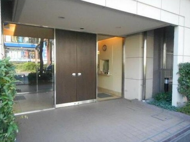 【エントランス】