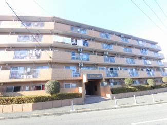 【外観】 | 総戸数45戸、年月築、管理人は勤務につき管理体制良好です♪
