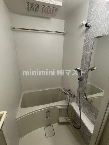 エスリードレジデンス大阪福島イーストの浴室