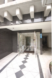 【エントランス】