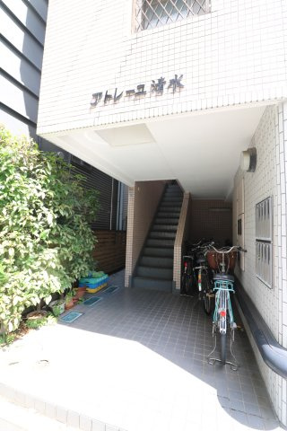 【エントランス】