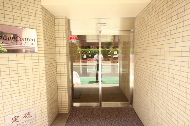 【エントランス】
