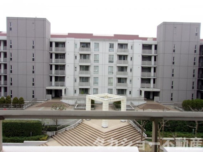 【外観】 | パティオス6番街 | きれいな外観です